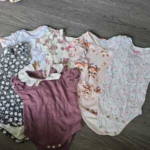 6-Set of Baby Onesies in Various Patterns